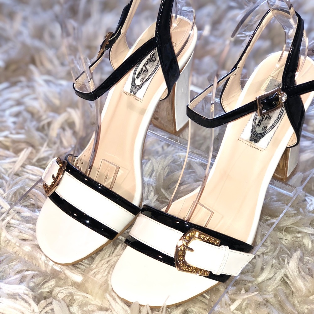 Classic Monroe Heels